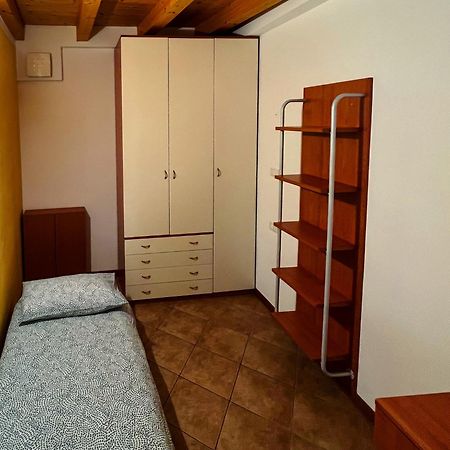 Casa Vacanze Al Lago P2 Monasterolo del Castello Kültér fotó