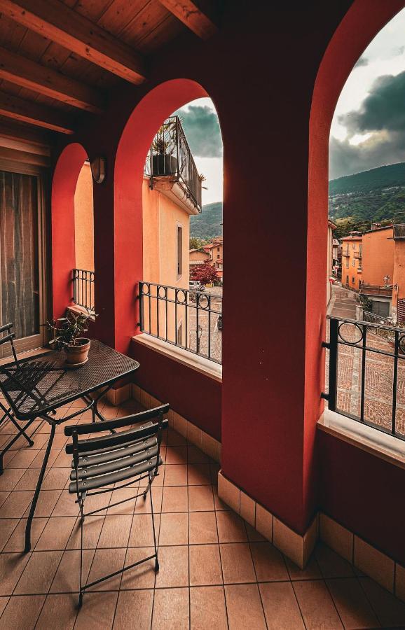 Casa Vacanze Al Lago P2 Monasterolo del Castello Kültér fotó