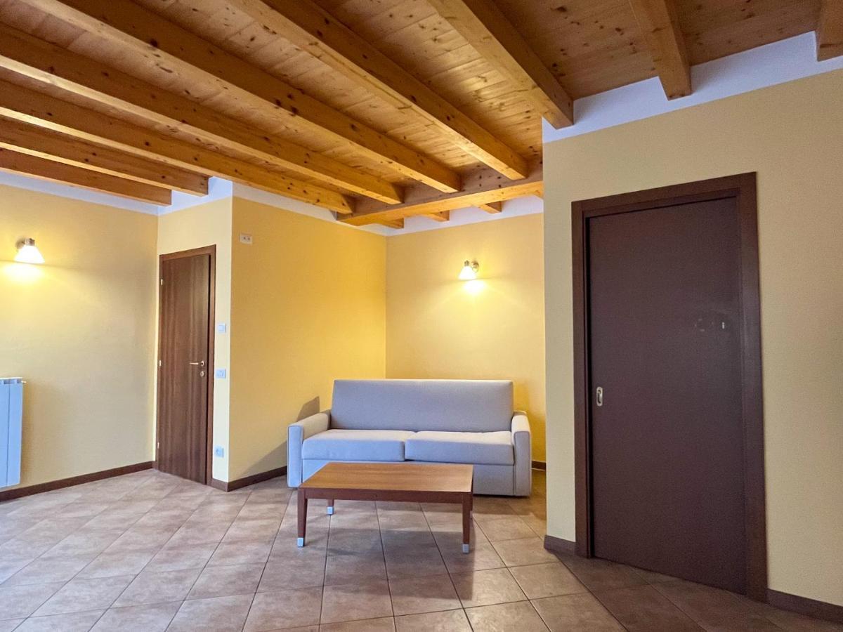 Casa Vacanze Al Lago P2 Monasterolo del Castello Kültér fotó