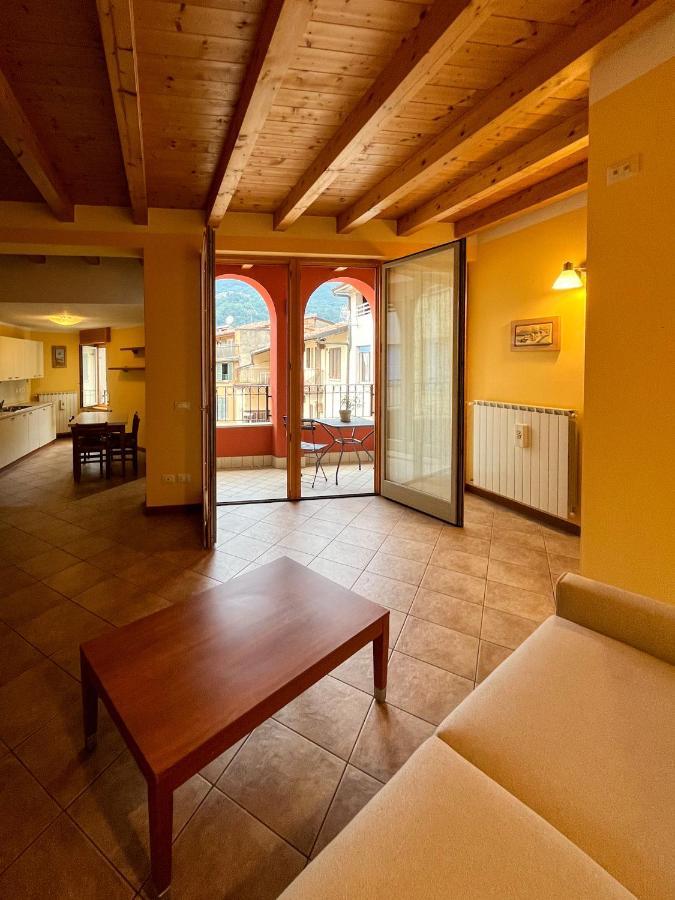 Casa Vacanze Al Lago P2 Monasterolo del Castello Kültér fotó